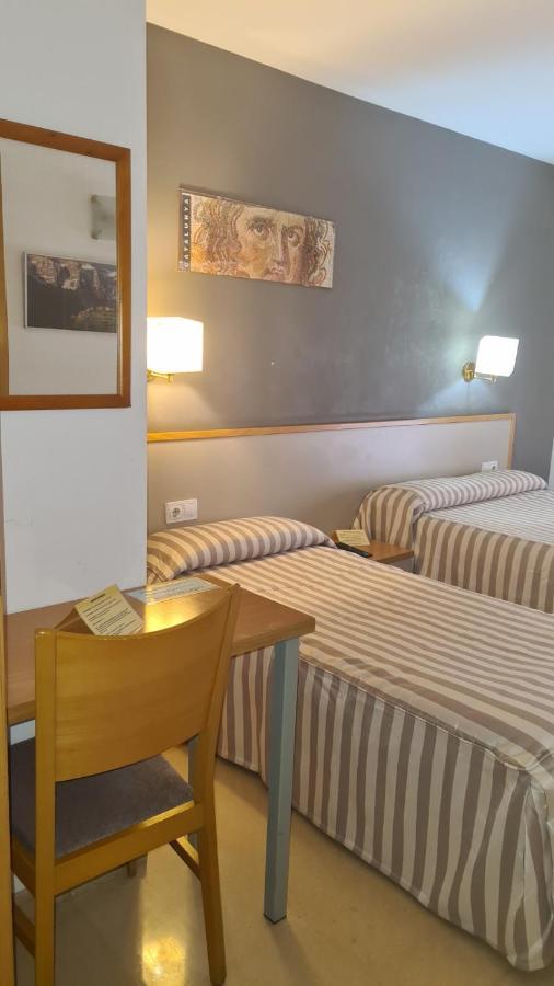 Hotel Cosmos Tarragona Zewnętrze zdjęcie