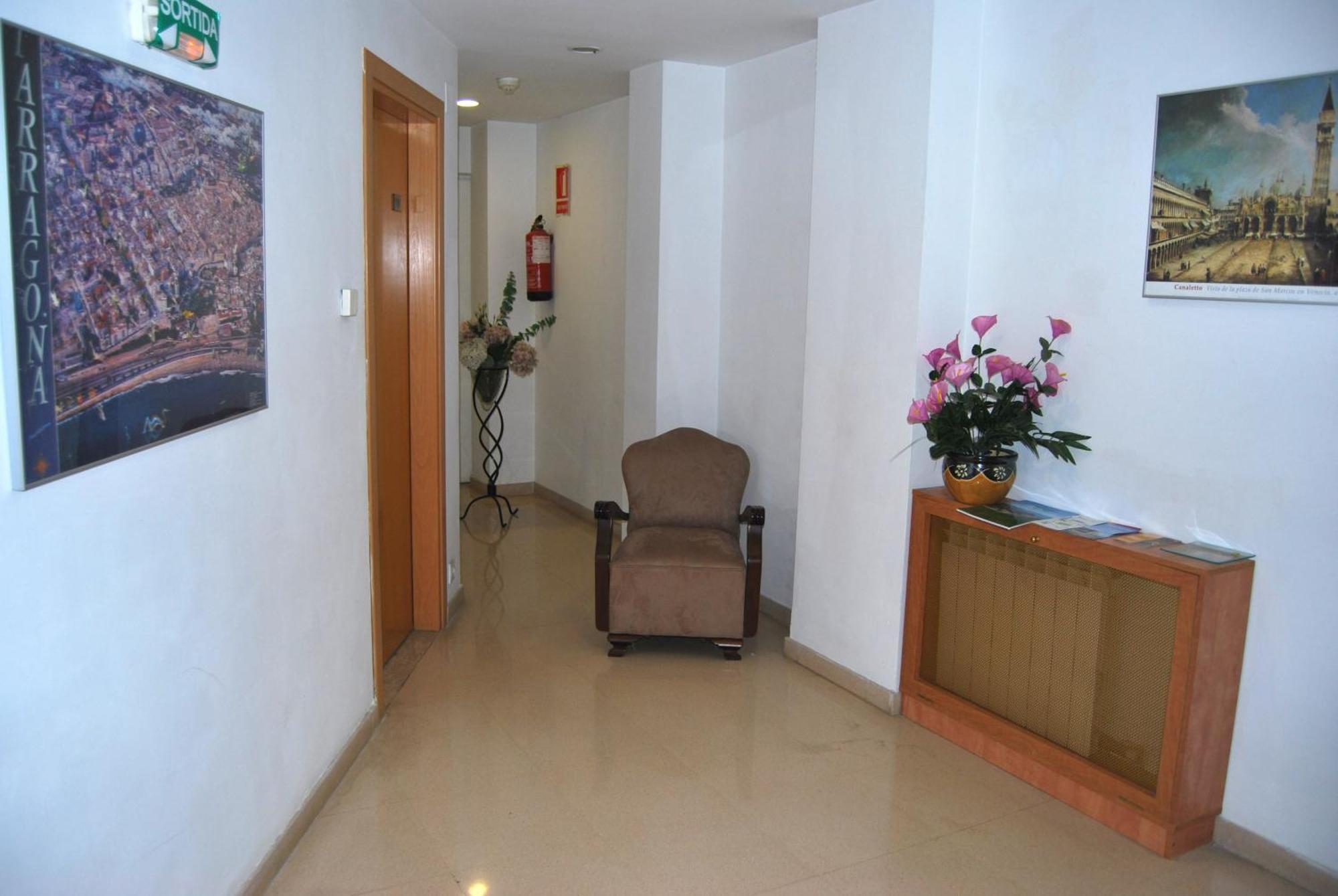 Hotel Cosmos Tarragona Zewnętrze zdjęcie