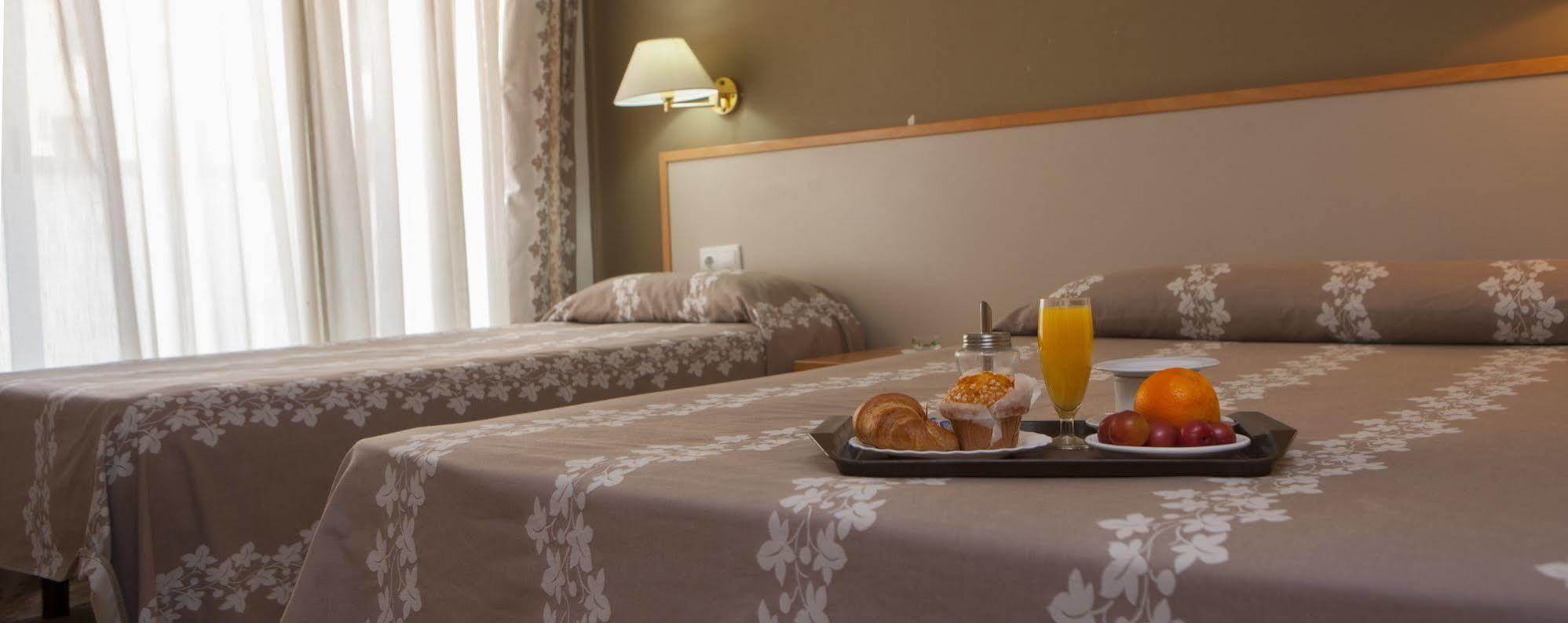 Hotel Cosmos Tarragona Zewnętrze zdjęcie
