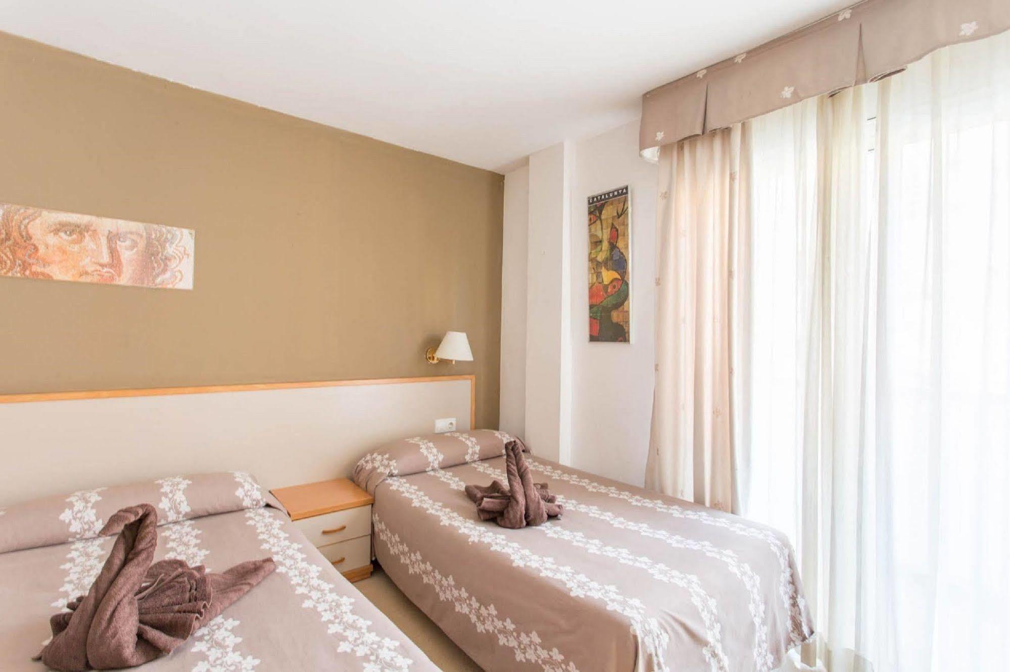 Hotel Cosmos Tarragona Zewnętrze zdjęcie