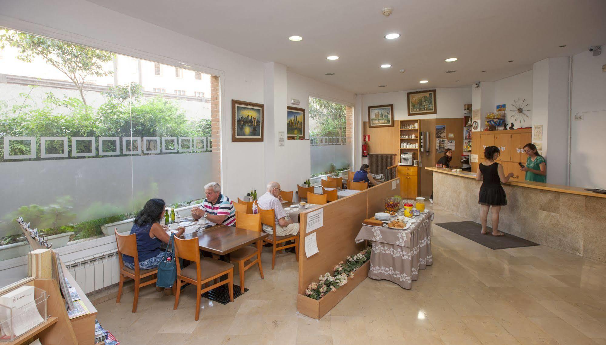 Hotel Cosmos Tarragona Zewnętrze zdjęcie