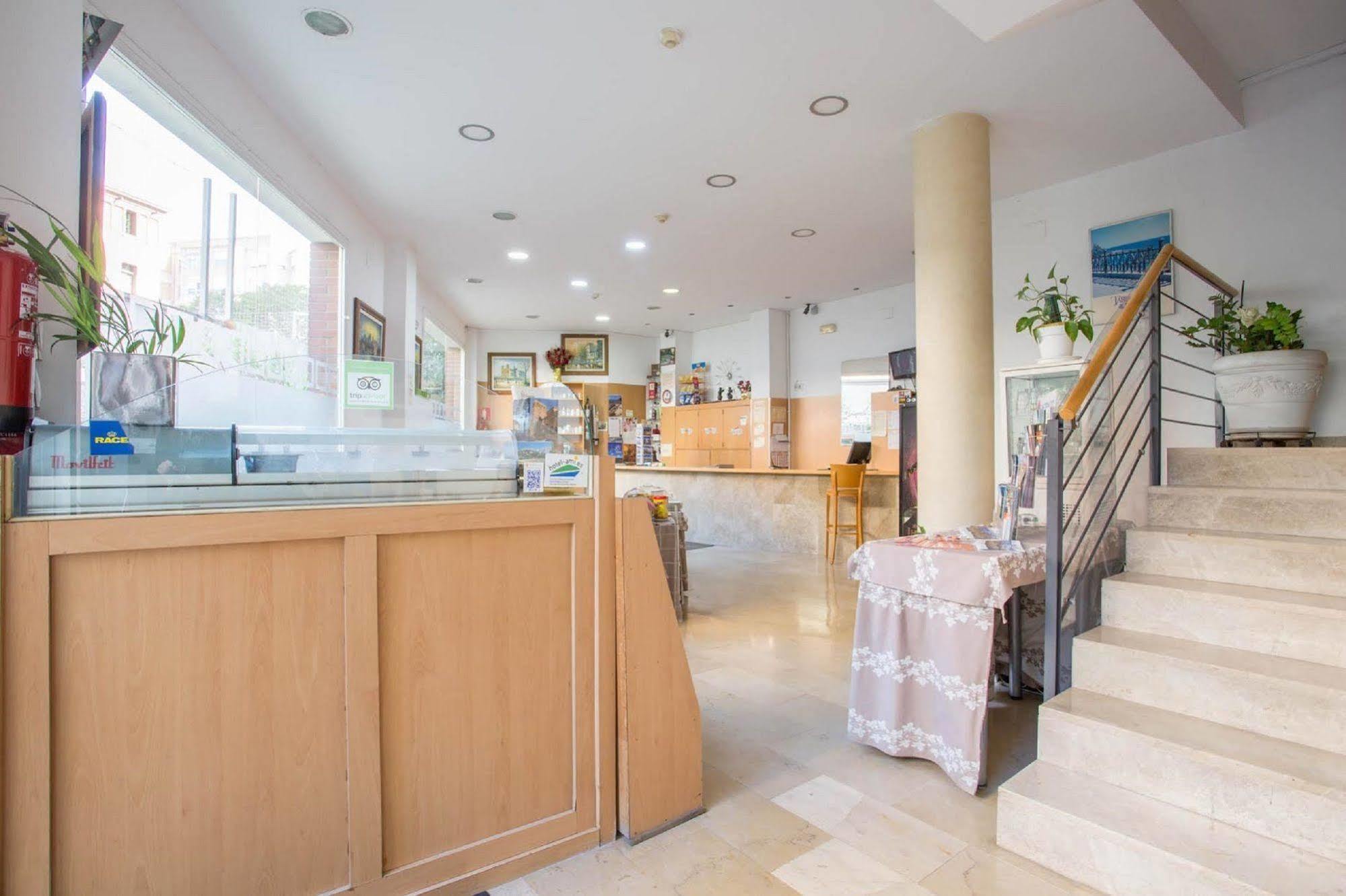 Hotel Cosmos Tarragona Zewnętrze zdjęcie